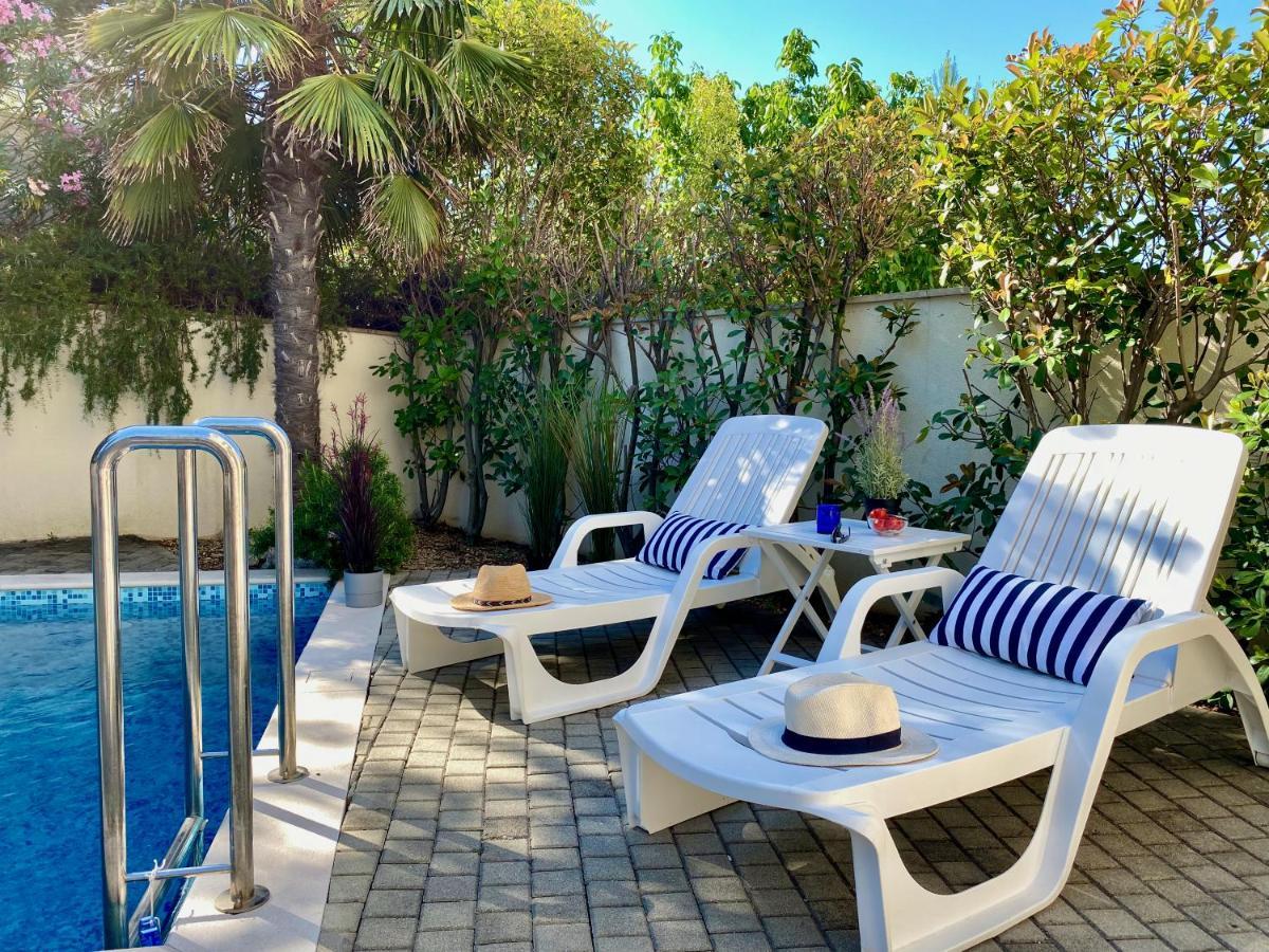Private Pool And Mediterranean Garden Apt Mia Šilo Exteriér fotografie